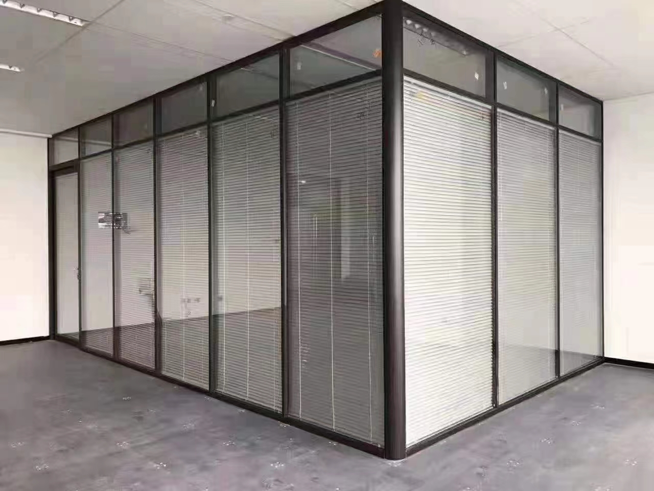 02.jpg